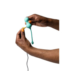 ROMP – Cello Vibrating Love Egg – Turquoise