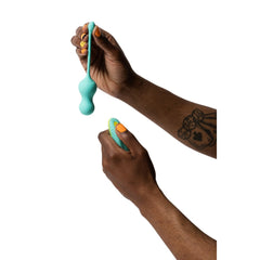 ROMP – Cello Vibrating Love Egg – Turquoise